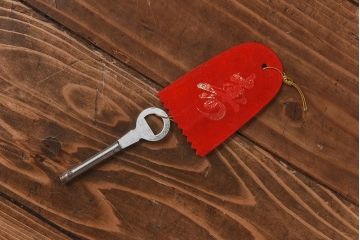中古 伝統民芸家具 岩谷堂箪笥　杢目と金具が存在感を放つ整理箪笥(定価約50万円)