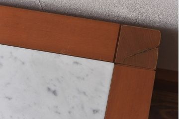 中古　arflex(アルフレックス)　ALLORA(アローラ)　サイドテーブル(座卓)(定価約14万円)