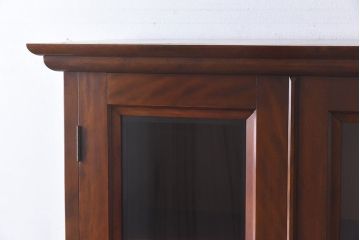 中古　九州民芸家具　品のあるツヤが魅力的なキャビネット(食器棚、本棚、飾り棚)