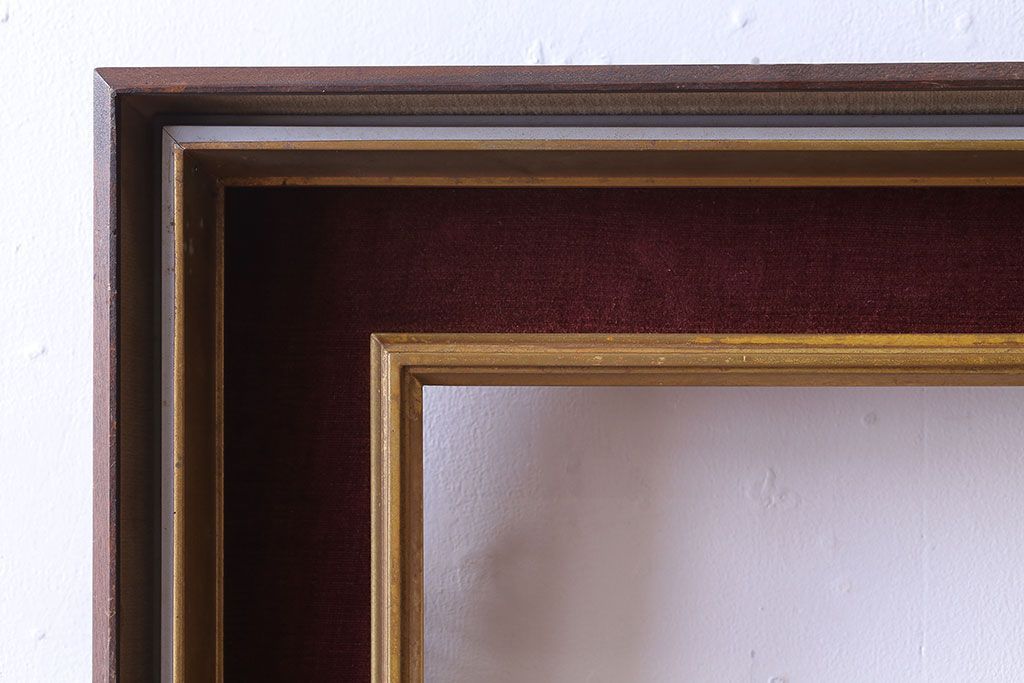 アンティーク雑貨　ワインレッドの枠がおしゃれなフレーム(額縁)