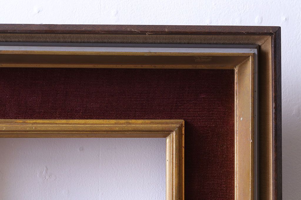 アンティーク雑貨　ワインレッドの枠がおしゃれなフレーム(額縁)
