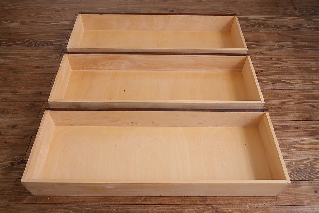 中古　北海道民芸家具　落ち着きある趣きのチェスト(引き出し、箪笥)