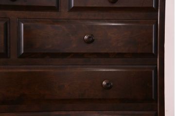 中古　北海道民芸家具　落ち着きある趣きのチェスト(引き出し、箪笥)