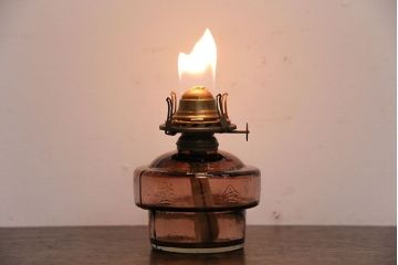 ビンテージ　シェードが可愛らしいオイルランプ(照明、吊りランプ)