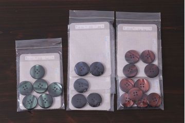 アンティーク雑貨　ビンテージ　ダークカラーが大人の雰囲気漂う古いボタンセット