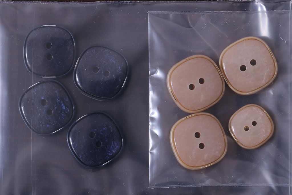 アンティーク雑貨　ビンテージ　シックな色合いが上品な古いボタンセット