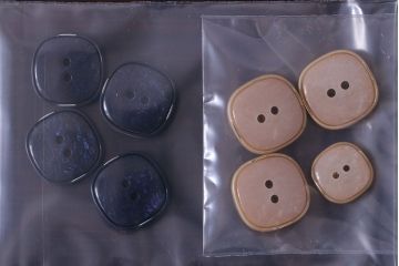 アンティーク雑貨　ビンテージ　シックな色合いが上品な古いボタンセット
