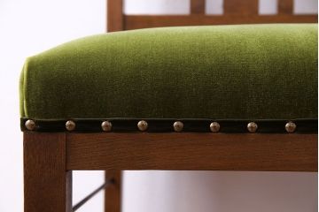 アンティーク家具　和製アンティーク　落ち着きのある色味のナラ材のチェア(椅子、ダイニングチェア)