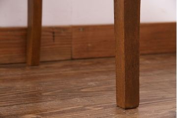 アンティーク家具　和製アンティーク　落ち着きのある色味のナラ材のチェア(椅子、ダイニングチェア)