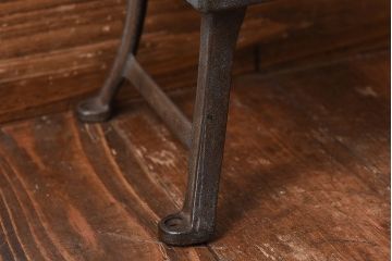 アンティーク雑貨　古民具　鉄製　シャビーな雰囲気漂う糸巻き機(ディスプレイ)