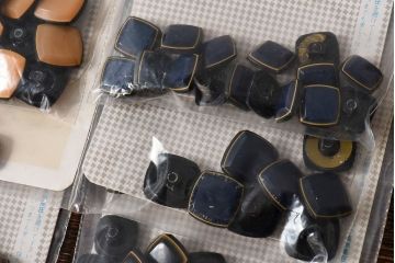 アンティーク雑貨　ビンテージ　クラシカルな雰囲気が魅力のボタンセット