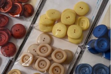 アンティーク雑貨　ビンテージ　大きめで存在感のあるボタンセット