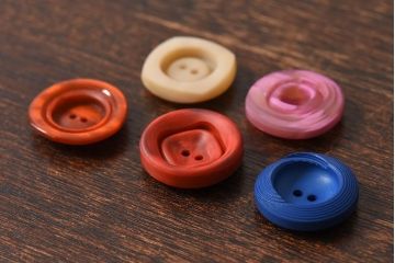 アンティーク雑貨　ビンテージ　大きめで存在感のあるボタンセット