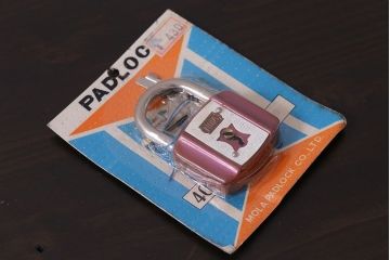 アンティーク雑貨　未開封　MOLA　昭和レトロなパドロックキー(南京錠)(1)