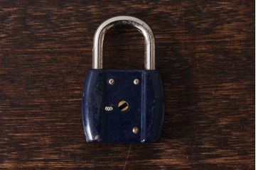 アンティーク雑貨　SKS　昭和レトロなパドロックキー(南京錠)