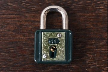 アンティーク雑貨　SOL　昭和レトロなパドロックキー(南京錠)