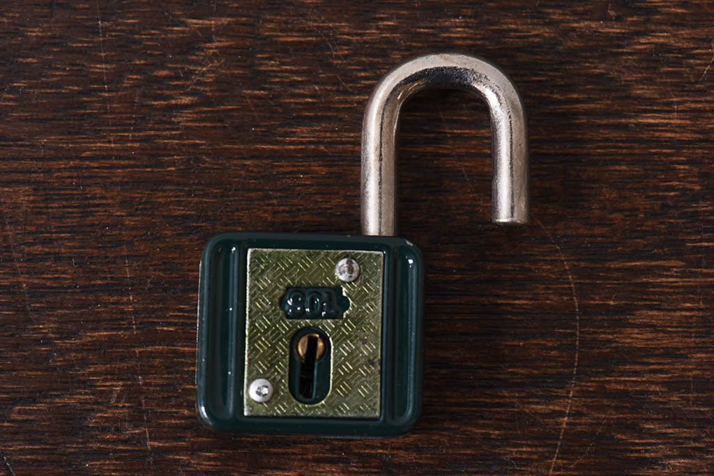 アンティーク雑貨　SOL　昭和レトロなパドロックキー(南京錠)