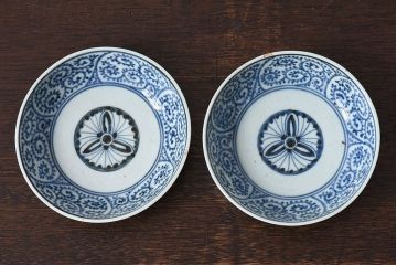 アンティーク雑貨　江戸期　古伊万里　染付蛸唐草　なます皿(和食器)2枚セット(1)