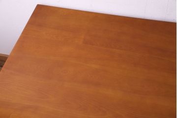 中古　美品　横浜クラシック家具ダニエル(daniel)　ダイニングテーブル(定価約45万円)