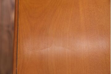 中古　美品　横浜クラシック家具ダニエル(daniel)　ダイニングテーブル(定価約45万円)