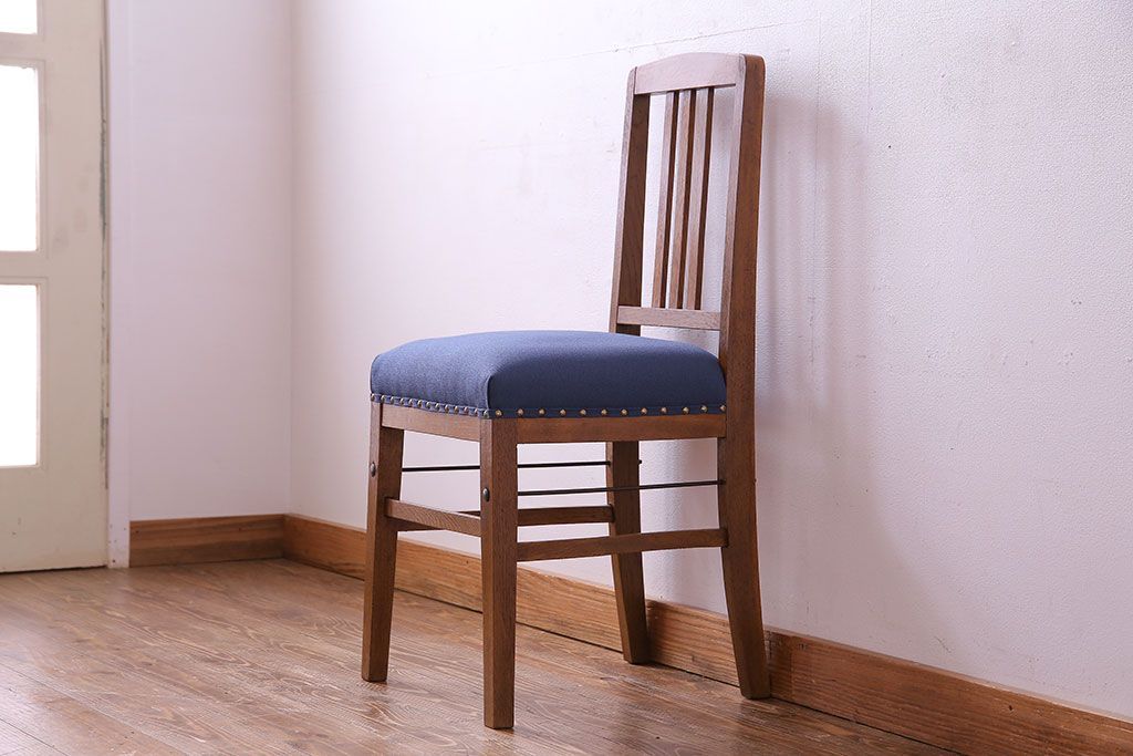 アンティーク家具　和製アンティーク　落ち着きのある色味のナラ材のチェア(椅子、ダイニングチェア)(1)