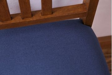 アンティーク家具　和製アンティーク　落ち着きのある色味のナラ材のチェア(椅子、ダイニングチェア)(1)