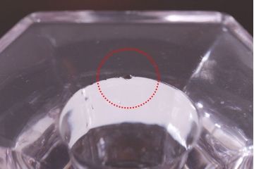 アンティーク雑貨　イギリスビンテージ　薄紫の色合いが上品なガラス製キャンドルスタンド(ろうそく立て)