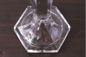 アンティーク雑貨　イギリスビンテージ　シンプルなデザインのガラス製キャンドルスタンド(ろうそく立て)(1)