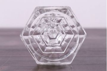 アンティーク雑貨　イギリスビンテージ　エレガントなフォルムのガラス製キャンドルスタンド(ろうそく立て)