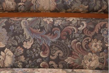 中古　横浜クラシック家具　ダニエル(daniel)A-545　上質な3人掛けソファ(定価約50〜60万円)