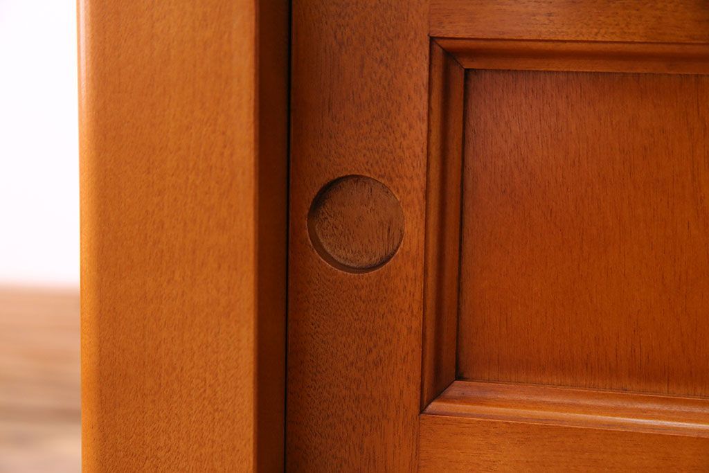 中古　横浜クラシック家具　ダニエル(daniel)A-545　上質な3人掛けソファ(定価約50〜60万円)