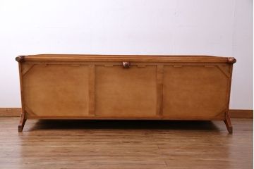 中古　横浜クラシック家具　ダニエル(daniel)A-545　上質な3人掛けソファ(定価約50〜60万円)