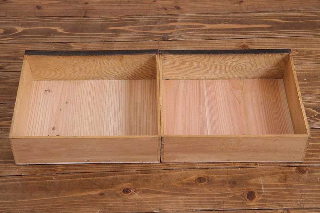 アンティーク家具　大正ロマン!存在感のある色ガラスブックケース(本箱、本棚、キャビネット)