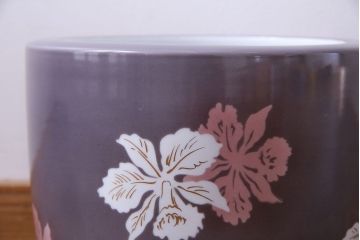 アンティーク雑貨　ノリタケ・則武(日陶)　減紫色　上品な花柄が魅力の火鉢(手あぶり、鉢カバー、傘立て)