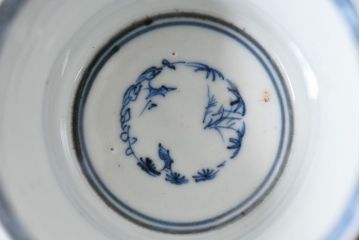 アンティーク雑貨　江戸期　古伊万里　染付　蛸唐草蕎麦猪口(和食器)(3)
