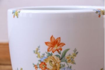 アンティーク雑貨　オールドノリタケ(日陶)　色絵　草花　上品な雰囲気漂う壱型火鉢(手あぶり、鉢カバー、傘立て)(1)
