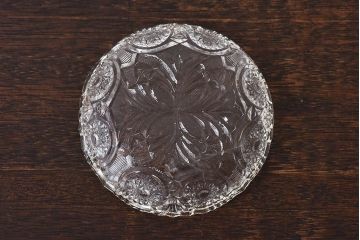 アンティーク雑貨　昭和レトロ　オーソドックスな花モチーフのガラス深皿(小皿、鉢)3枚セット