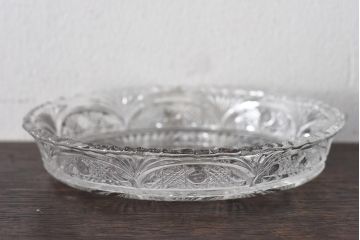 アンティーク雑貨　プレスガラス　昭和レトロ　アンティークの小皿　2枚セット