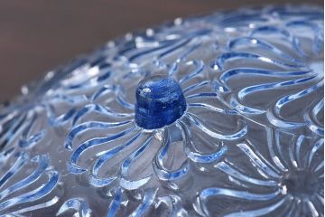 アンティーク雑貨　昭和レトロ　マーガレットのような模様が愛らしいプレスガラス皿(和食器)6枚セット