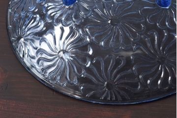 アンティーク雑貨　昭和レトロ　マーガレットのような模様が愛らしいプレスガラス皿(和食器)6枚セット
