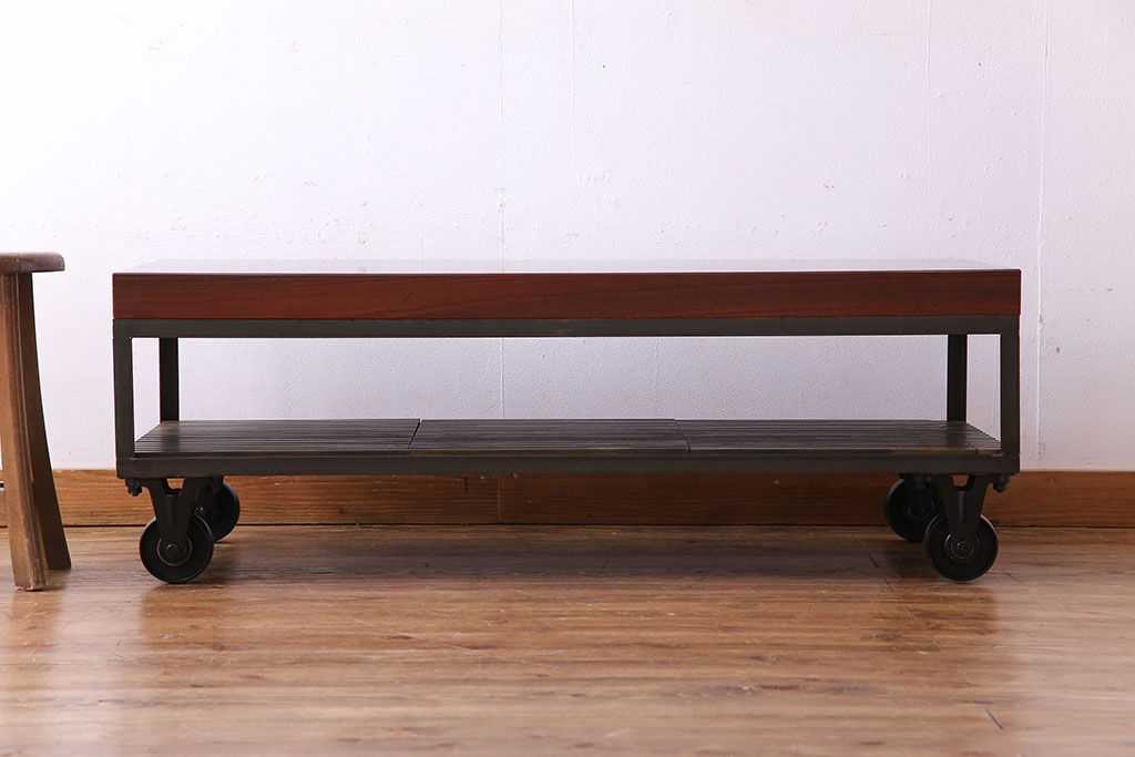 中古　大人な魅力のインダストリアル系トロッコテーブル(センターテーブル、ローテーブル)