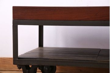 中古　大人な魅力のインダストリアル系トロッコテーブル(センターテーブル、ローテーブル)