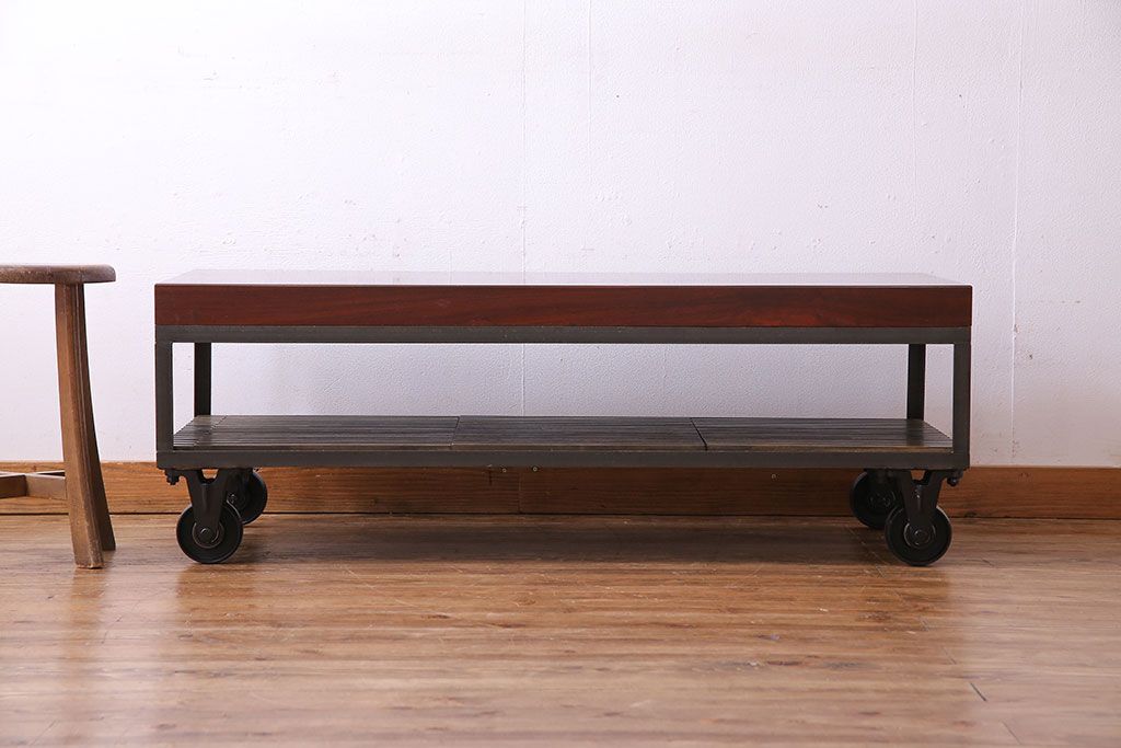 中古　大人な魅力のインダストリアル系トロッコテーブル(センターテーブル、ローテーブル)