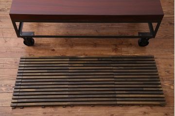 中古　大人な魅力のインダストリアル系トロッコテーブル(センターテーブル、ローテーブル)