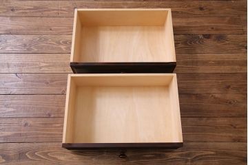 中古　美品　北海道民芸家具　落ち着いた色味のブックケース(本箱、収納棚、戸棚)(定価41万円)(2)