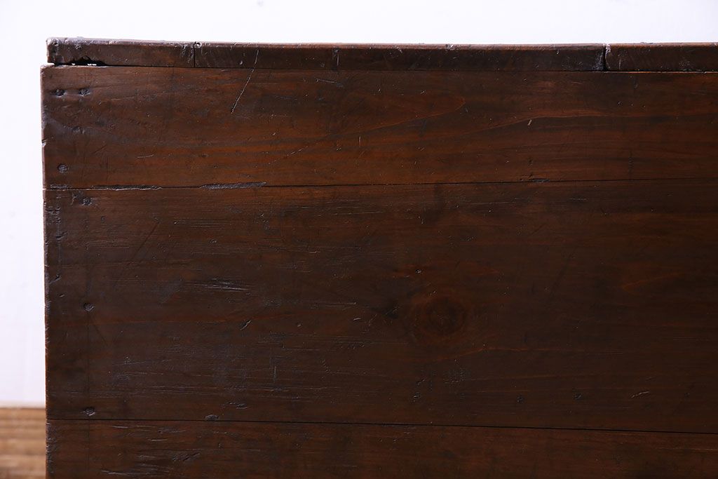 アンティーク雑貨　大正〜昭和初期　松材　落ち着いた色合いのシンプルな木箱(収納ケース、道具箱、ブランケットボックス)