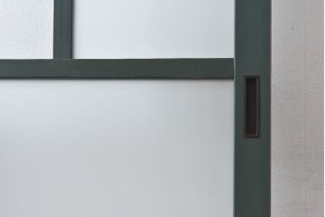 ペイント家具　色ガラス入り　レトロなカラーがおしゃれなガラス戸1枚(引き戸、建具)