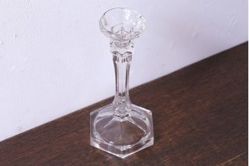 アンティーク雑貨　イギリスアンティーク シンプルながら愛らしいガラス製キャンドルスタンド(ろうそく立て、キャンドルホルダー)