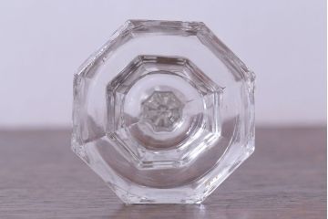 アンティーク雑貨　イギリスアンティーク スリムなシルエットが格好良いガラス製キャンドルスタンド(ろうそく立て、キャンドルホルダー)