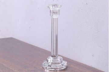 アンティーク雑貨　イギリスアンティーク スリムなシルエットが格好良いガラス製キャンドルスタンド(ろうそく立て、キャンドルホルダー)